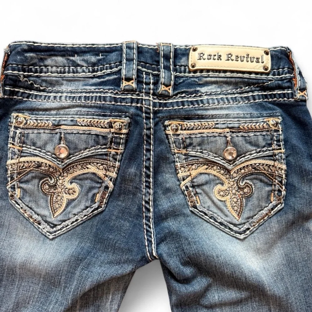 Y2K Rock Revival Denim Jeans - Picture 4 of 5